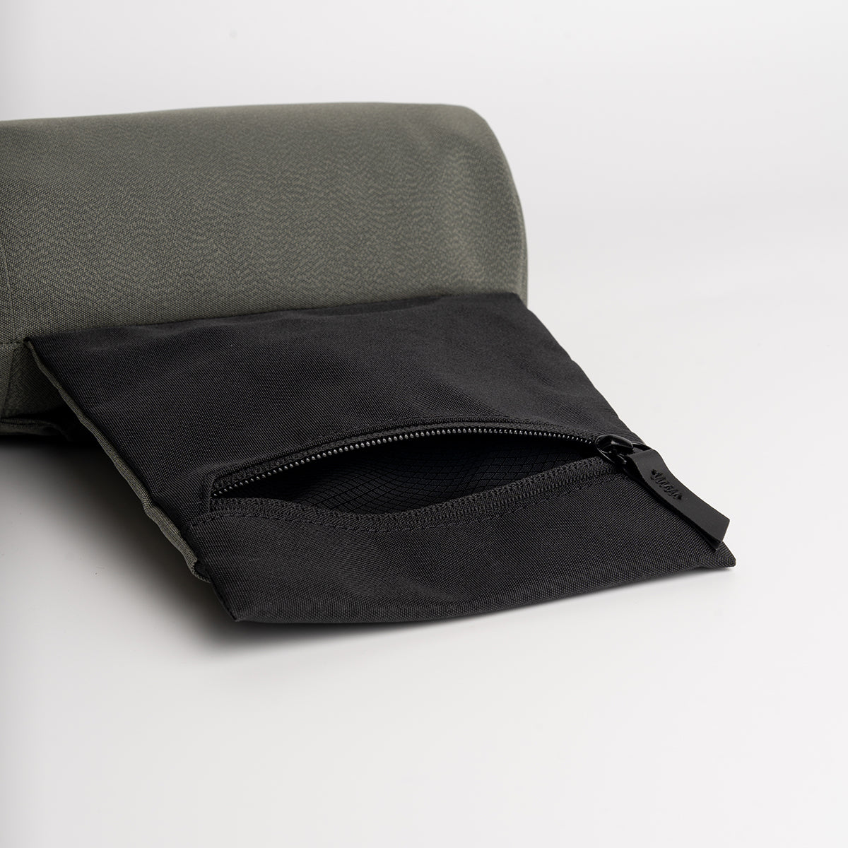 Kerrie Bag & Kerrie Rue Sttrap Bundle